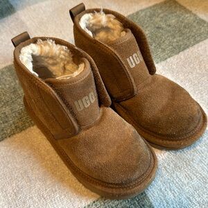 Authentic UGG boots for toddlers US 12 VGUC